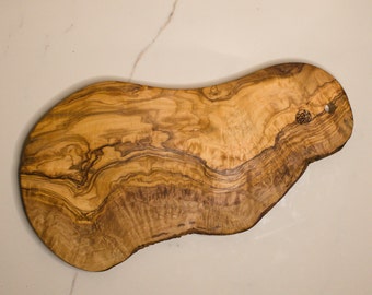 Planche en bois d'olivier | 35 x 20cm et +/ 13.7 x 7.8in+ ,Planche de présentation, Planche à découper, Idée cadeau, Cadeau fait main