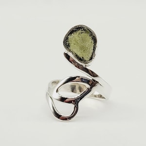 925 Sterling Silver Natural Rough Moldavite Gemstone Ring, Unique Handmade Jewelry, Dainty Minimalist Ring