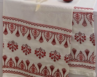 Traditional Ukrainian Rushnyk "Beregynia" – Red Cross Stitch Embroidery. 75"x14" Linen Wedding Towel