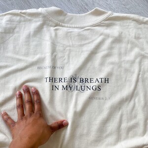 There is breath in my lungs Shirt beige Bild 1