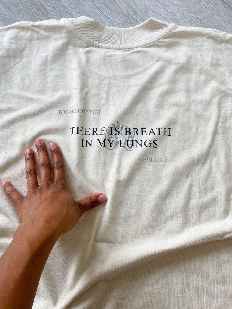 There is breath in my lungs Shirt beige Bild 1