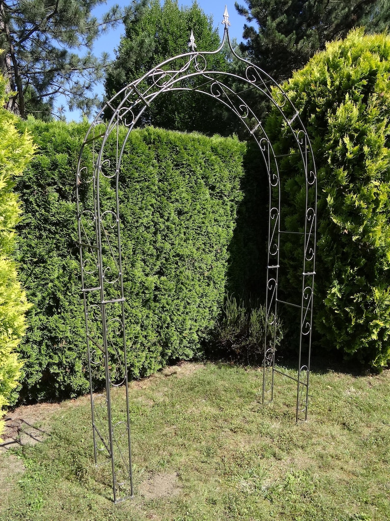 Metal Rose Arch With Pikes, Climbing Plant Pergola, Heavy Steel Garden ...