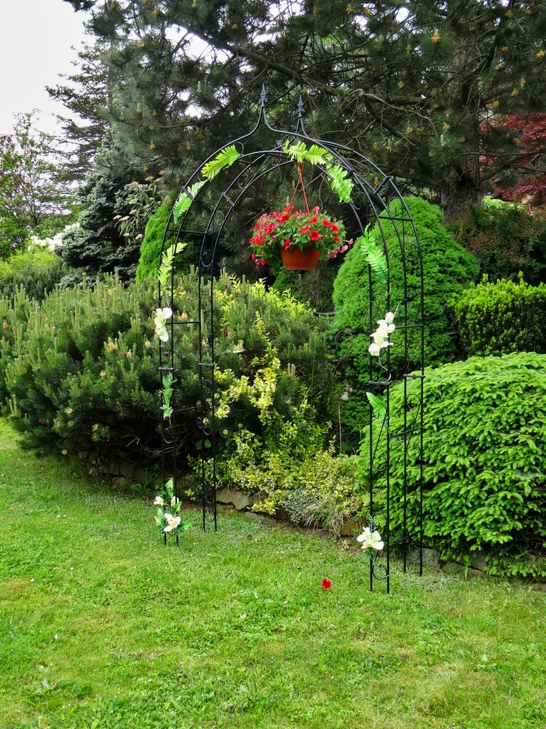 Metal Rose Arch With Pikes, Climbing Plant Pergola, Heavy Steel Garden ...