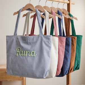 Gepersonaliseerde corduroy draagtas • Geborduurde tas • draagtas met aangepaste naam • Cadeau bruidsmeisje • Verjaardagscadeau • Cadeauzakje kerstavond • Cadeau voor haar