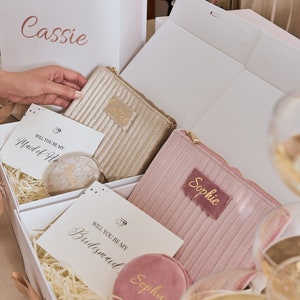 Personalised Gift Box Set • Bridesmaid Proposal • Bridesmaid Gift • Birthday Gift • Magnetic Gift Box • Will You Be My Bridesmaid