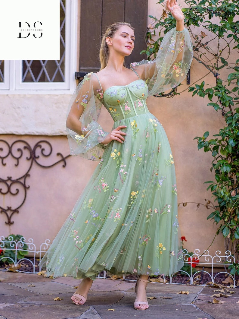 Sweetheart Embroidery Short-Length Tulle Puff Sleeves Cocktail Dress