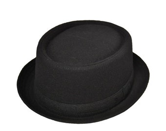 Élégant et intemporel : le chapeau noir en laine Pork Pie pour un style sans effort et une sophistication classique