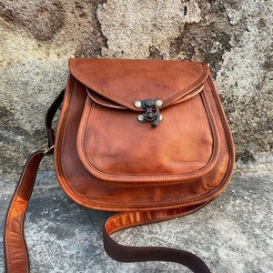 Leder Umhängetasche für Frauen Leder Geldbörse für Frauen Umhängetasche Personalisierte Leder Schulter Satteltasche Leder Handtasche Valantine Geschenk