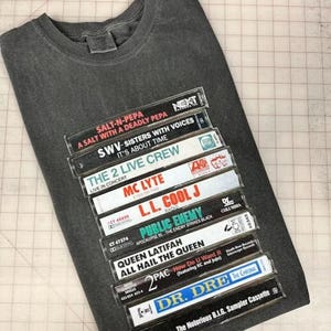 90-tals hiphop-kassettbandströja: Komfortfärger grafisk t-shirt bild 2