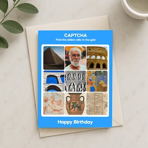 Carte d'anniversaire personnalisable pour les passionnés d'histoire - Artefacts anciens dessinés à la main, sélectionnez le thème de la chose la plus ancienne, espace réservé pour photo drôle