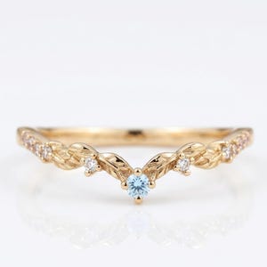 Round Cut Blue Topaz Leaf Band • 14K Gold Dainty V Shaped Ring • Nature Inspired Stacking Ring • Minimalist Jewelry Gift for Her