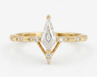Kite Cut Moissanite Engagement Ring • Chevron V Shape Ring • Solitaire Wedding Band • Minimalist Gold Bridal Jewelry Gift for Her