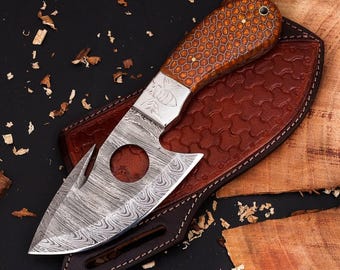 Custom Damascus Gut Hook Knife – Honeycomb Resin Handle, Leather Sheath Included