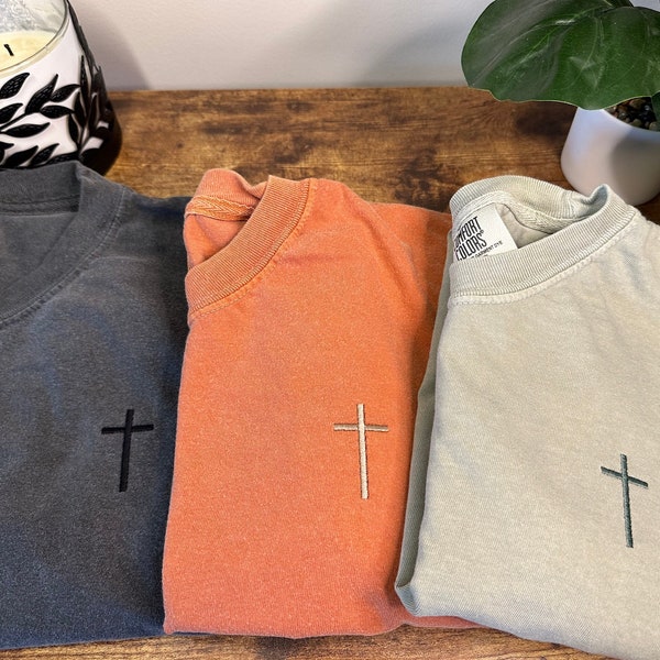 Chemise brodée en croix, Couleur confort, Vêtements chrétiens, Vêtements Jésus, T-shirt Jésus, Chemise brodée