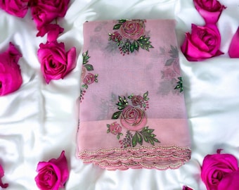 Saree Gulabo Saree en organza brodé à la main: sari en soie organza floral crème, sari pour tenue de fête, sari rose, sari floral, sari de fête