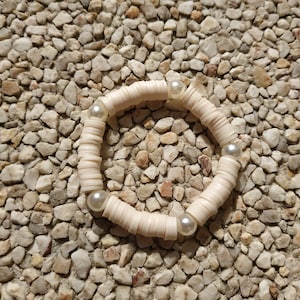 Beige Heishi bead bracelet