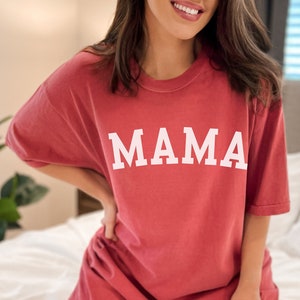 Mama Shirt Comfort Colors, Regalo per la mamma, Mama Dad Couples t Shirt, Mom to Be Shirt, Mom Dad Shirts, Gravidanza Reveal Tee, Regalo per la festa della mamma