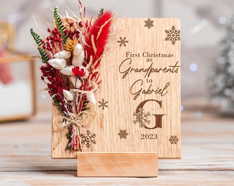 First Christmas As Grandparents, 1st Christmas Grandparents Gift, Dried Flowers, Christmas Wood Gift for Grandma Grandad Christmas Family XO