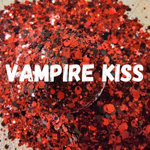 Mélange personnalisé de paillettes de polyester, Mélange de grosses paillettes rouges pour la fabrication d'oeuvres d'art en résine et de gobelets, Fournitures créatives, Paillettes pour nail art - Baiser vampire
