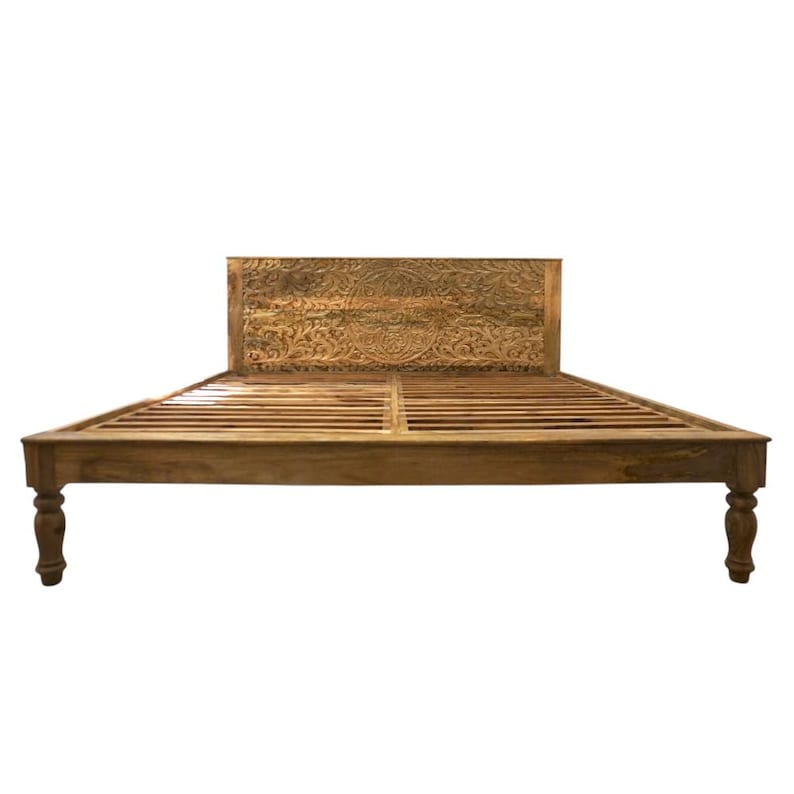 Hand-Carved Mandala King Bed Frame: Solid Mango Wood Platform bild 2