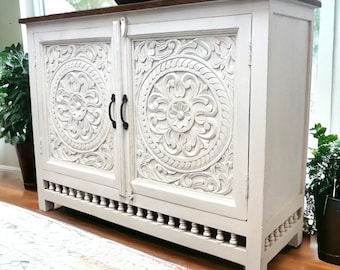 Handmade Mango Wood Sideboard. Perfect For Storing Crockery or Other Items. Handcarved Solid Wood Buffet Cabinet.