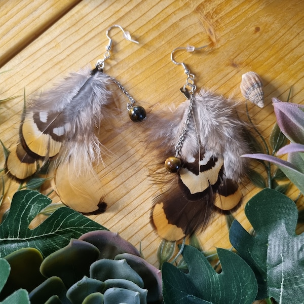 Boucles d'oreilles avec plumes de faisans et pierres fines