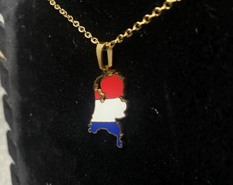 Netherlands Map Necklace – 18K Gold Plated Pendant with Flag or Plain Gold Design (45cm Chain) holland