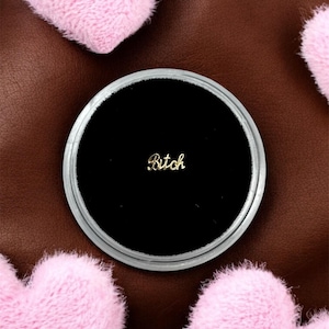 &quot;Massiver 18k Gold &quot;&quot;Bitch&quot;&quot; Zahn Anhänger.&quot;