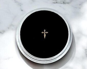 Solid 18k Gold Pointed Cross Tooth Gem Charm