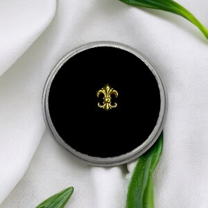 Amuleto de joia de dente flor de lis dourada nº 1