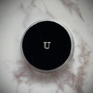 Gema de dente em “U” de prata