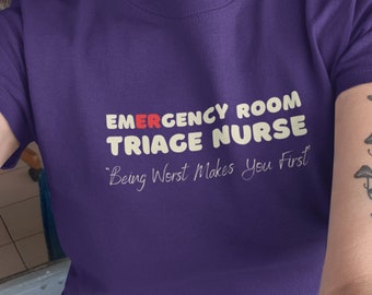 Enfermera de triaje de la sala de emergencias, camiseta divertida de enfermería de emergencias, camiseta de manga corta unisex, camisa de humor hospitalario, idea de regalo de enfermera, héroes de la atención médica