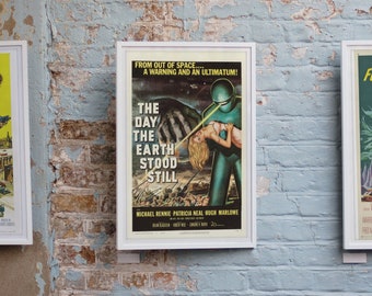 The Day The Earth Stood Still, Classic 1951 Sci-Fi Movie Poster Reproduction. Premium Matte Vertical Posters. Vintage Retro Iconic Film