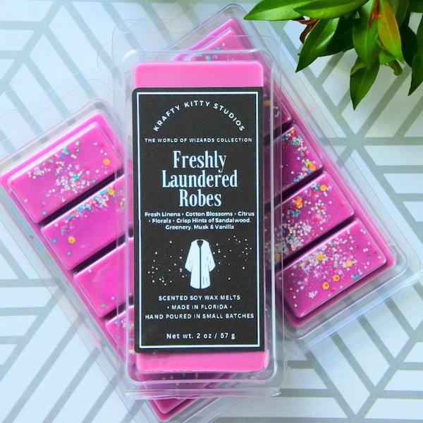 Freshly Laundered Robes | Clean and Fresh Fabrics + Citrus + Floral + Hint of Sandalwood, Musk & Vanilla | Wax Melt Bar | World of Wizards