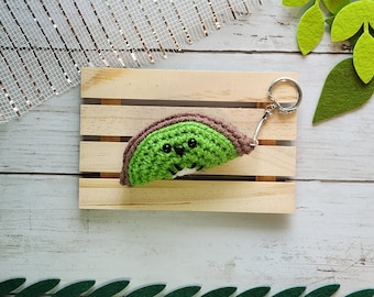 Kiwi Fruit Keychain Charm , Cute Plush Crochet Keychain, Bag accessories, Kawaii, Party Favor, Cute Charm, Backpack