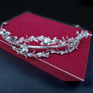 Vintage Tiara Brautkrone DDR Diadem Haarreif mit Stecksträußchen Myrthe Pflanzen Boho Mid Century Bild 2