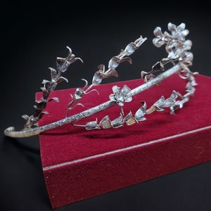 Vintage Tiara Brautkrone DDR Diadem Haarreif mit Stecksträußchen Myrthe Pflanzen Boho Mid Century Bild 6