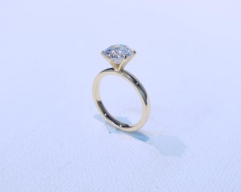 2 Carat IGI Certified E/VS1 Round Cut Lab Grown Diamond Solitaire Ring