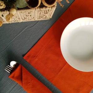 Linen place mat burnt orange, Linen placemats and napkins in 31 colors, Linen table napkin and placemat set, gifts for home