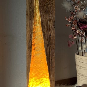 Modern rustic LED reclaimed wood beam floor lamp with golden light fall, upcycled image 3