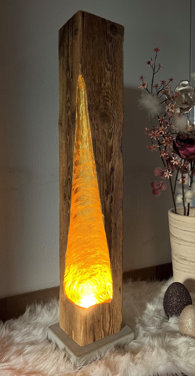 Modern rustic LED reclaimed wood beam floor lamp with golden light fall, upcycled image 3