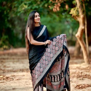 Ajrakh print saree blouse for women, party wear black sari with rich pallu, crepe satin saree for girls, evening saree for function and gift