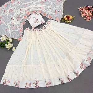 Off white lehenga choli for women, designer faux Georgette lengha choli set, party wear lehenga for gift,Indian wedding lengha for reception