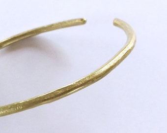 Bracciale Ottone Rigido, Bracciale Dorato Rigido Fatto a Mano, Bracciale Oro Rigido Su Misura Regalo Per Lei