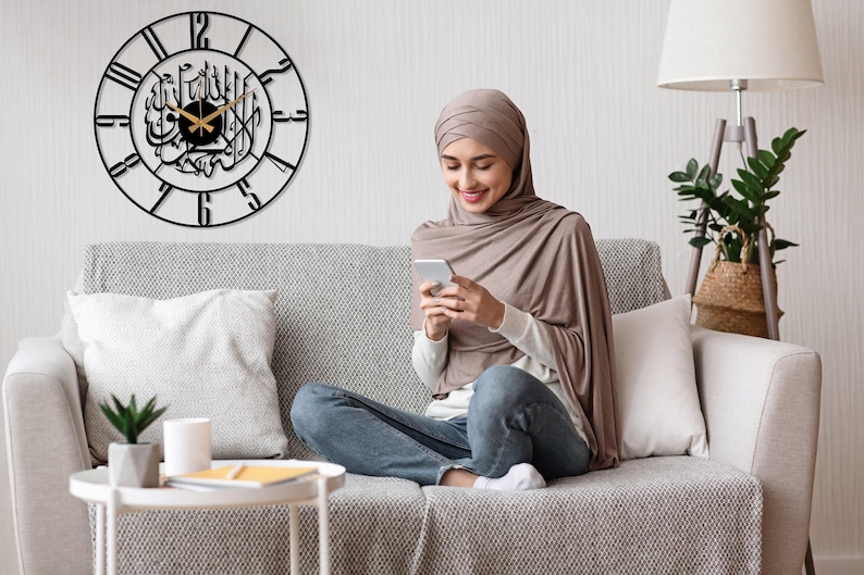 Kalima Shahada Metal Islamic Wall Clock, Arabic Wall Clock, Silent Islamic Clock, Large Islamic Wall Art, Muslim Gifts, Modern Islamic Clock image 2
