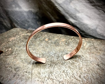 Very fine and dense handcrafted pure copper bracelet