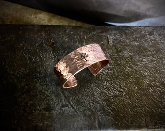 Handmade pure copper bracelet tree of life, hammered, cuff