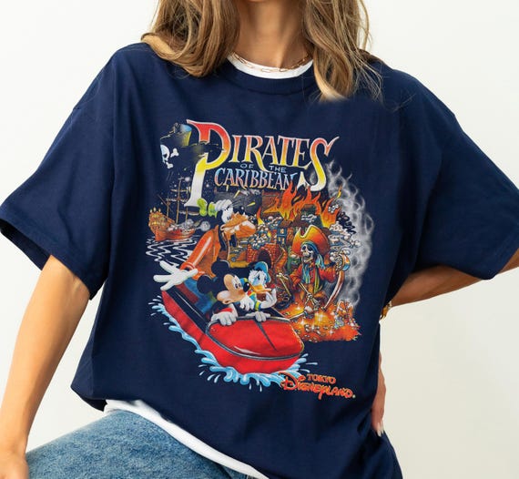 Vintage Disney Pirates of the Caribbean Mickey Donald Goofy T