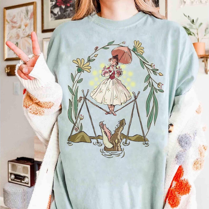 Felpa con fiore e funambolo, maglietta con funambolo della Haunted Mansion, completi coordinati per la famiglia di Halloween a Disneyland con tema "Foolish Mortal". immagine 5