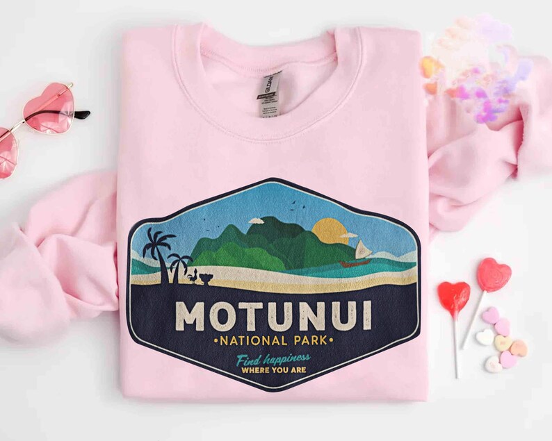 Camiseta de la película Moana de Disney, Camiseta del Parque Nacional Motunui de Disney Moana: Encuentra la felicidad donde estás, Camiseta a juego para la familia en Disneyland imagen 3